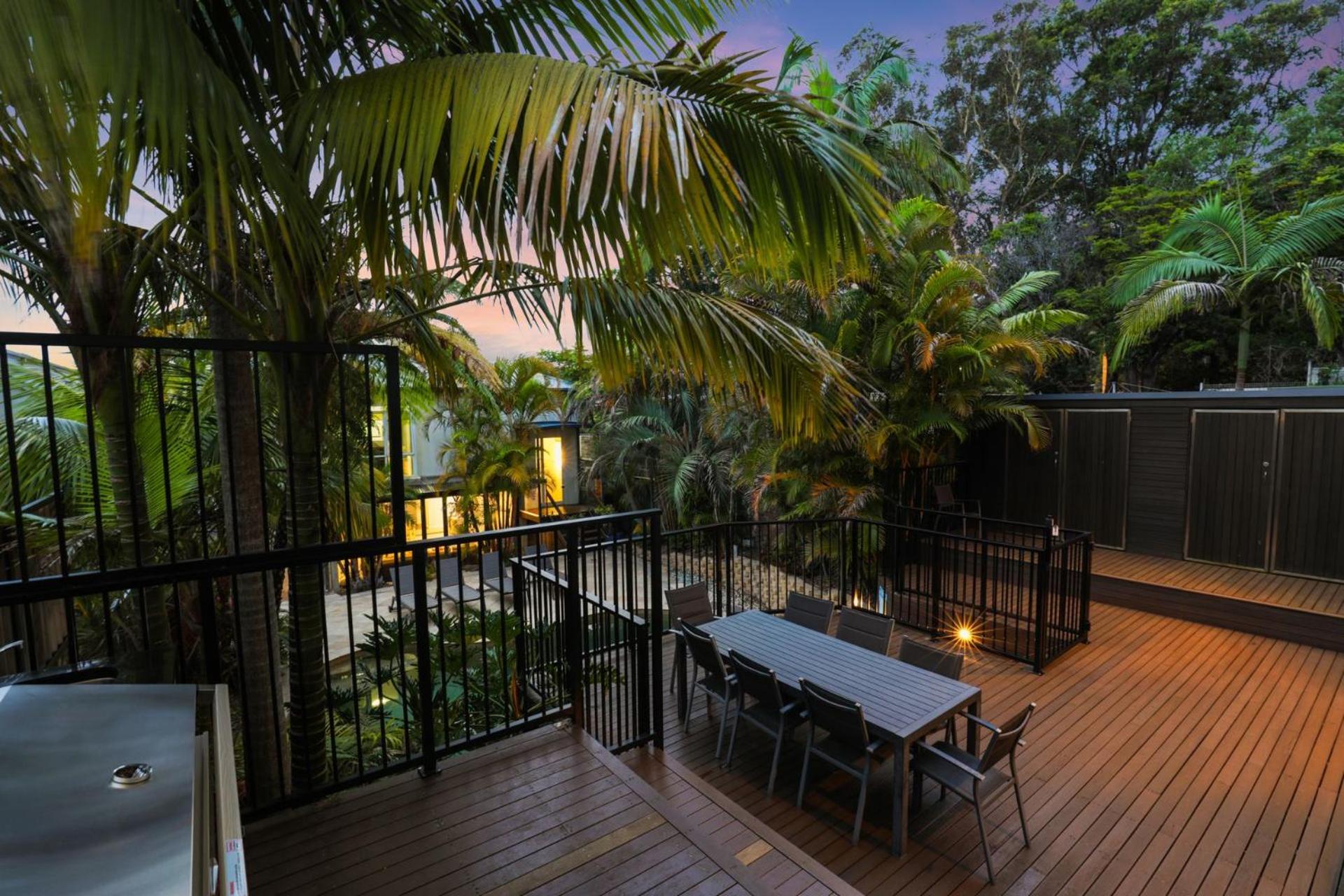 Street Oasis At Nelson Bay Apartment Exterior photo