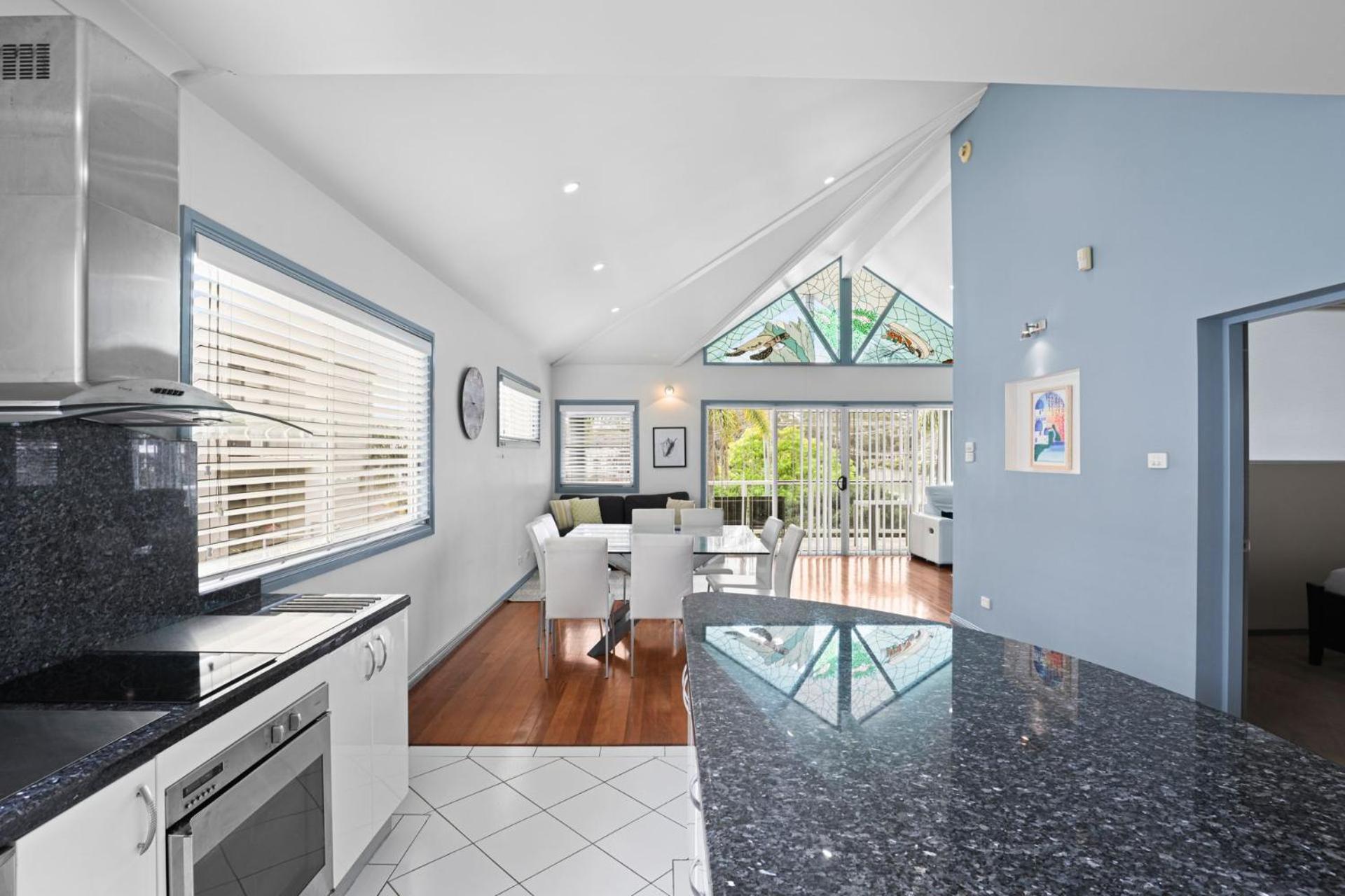 Street Oasis At Nelson Bay Apartment Exterior photo